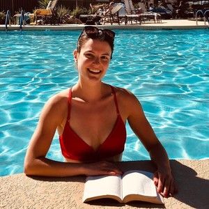 Meet your Posher, Dana